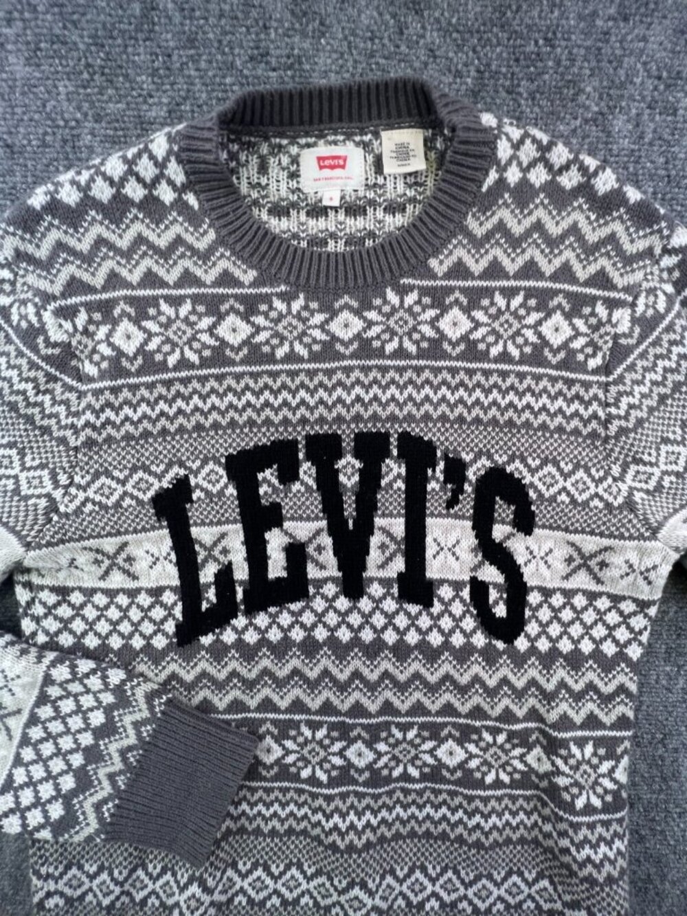 Levi's Sweater Small White Gray Knit Long Sleeve Christmas Fair Isle Cotton Knit